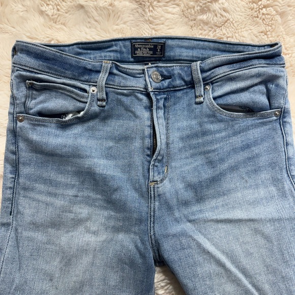 Abercrombie & Fitch Women's Sky Blue High Rise Super Skinny Jeans Size 28 - Picture 2 of 6